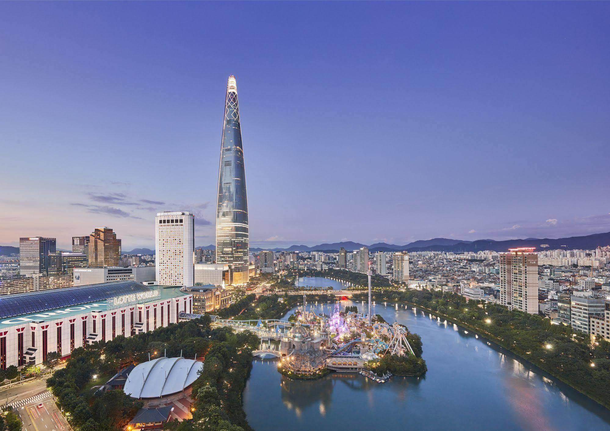 Lotte Hotel World Seoul Exterior photo Han River in Seoul